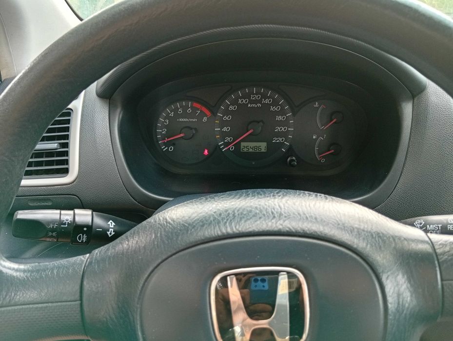 Vând sau schimb auto și rulota