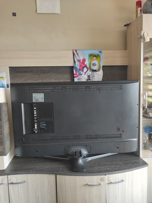 Смарт Телевизор Samsung 50 инча Ultra HD 4K