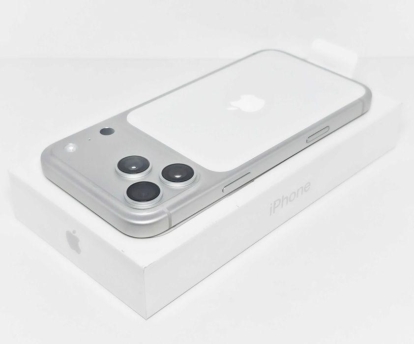 iPhone 17 Pro Max 256GB Silver
