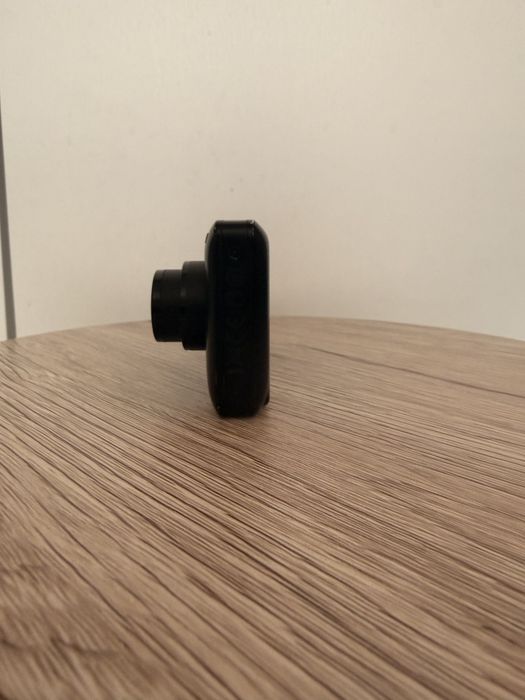 Canon Ixus 100 IS със зарядно и карта памет