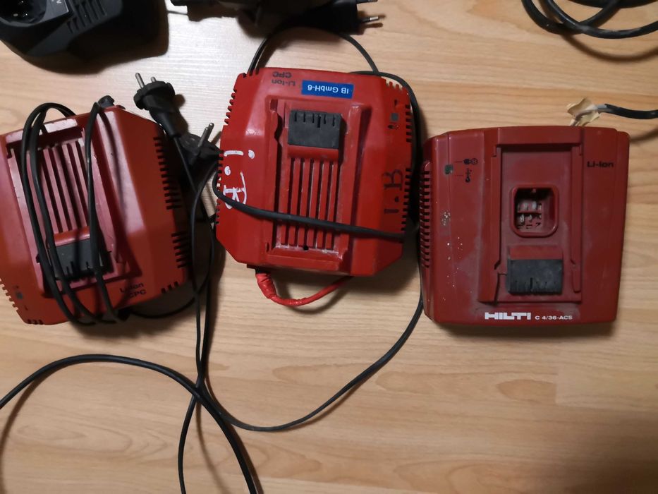 Зарядни и батерии за акумулаторни машини