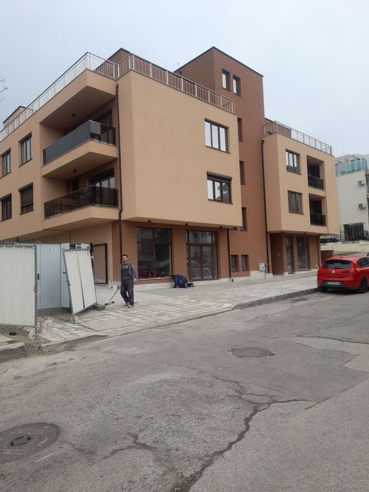 Магазин кв.Карпузица 173 квм