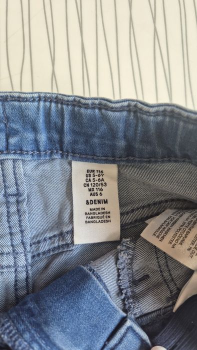 Джинсы и юбка H&M и Oshkosh на девочку 5-7 лет