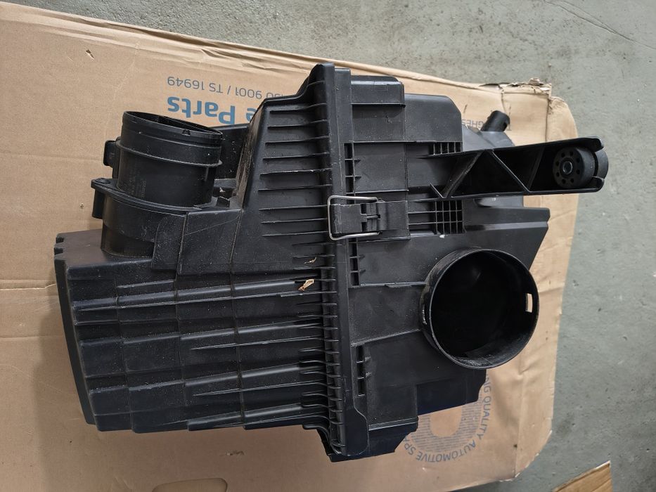 Carcasa filtru aer,debitmetru Volkswagen T6