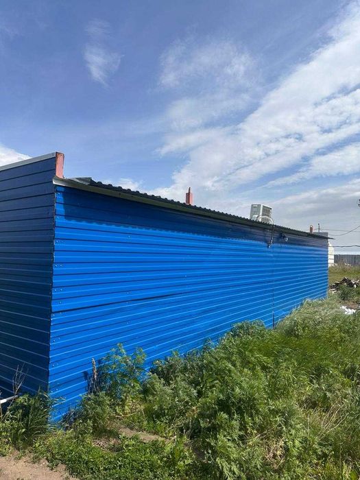 продам жилой контейнер вагончик .
