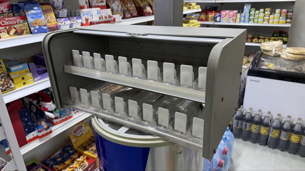 Шкаф сигаретный 2шт