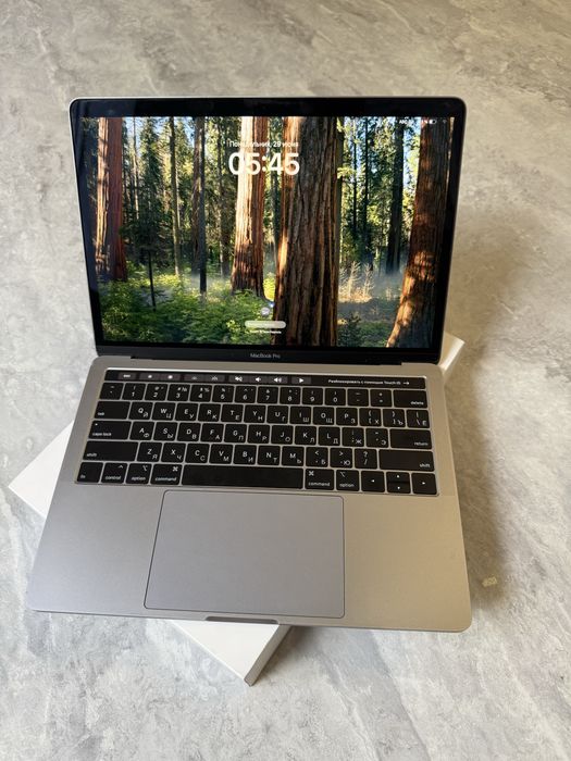 MacBook pro 13 256/8gb