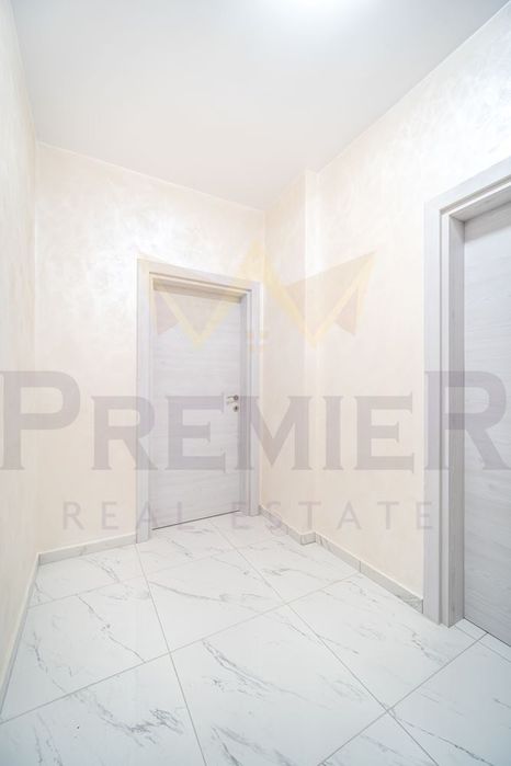 Продава се Тристаен апартамент в Варна, Център - 86 кв.м за 1928 €/кв.м - Снимка #9