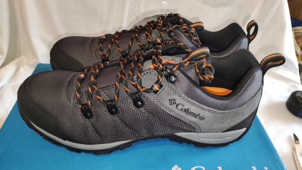 Чудесни леки туристически обувки Columbia №44