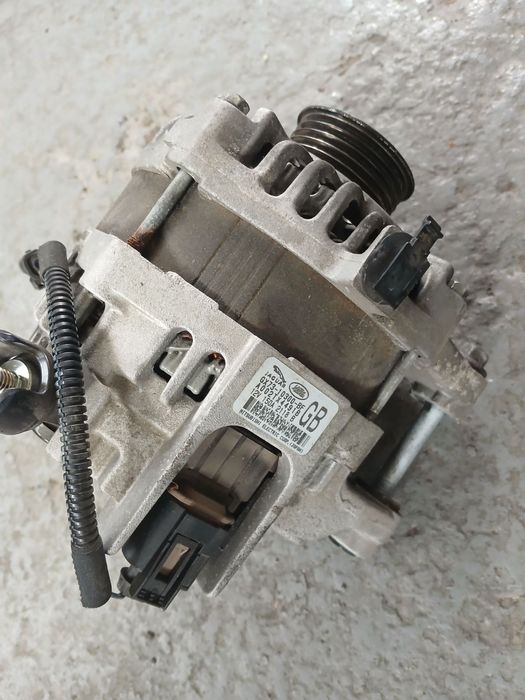 Резервни части за Рейндж Роувър Велар 2019