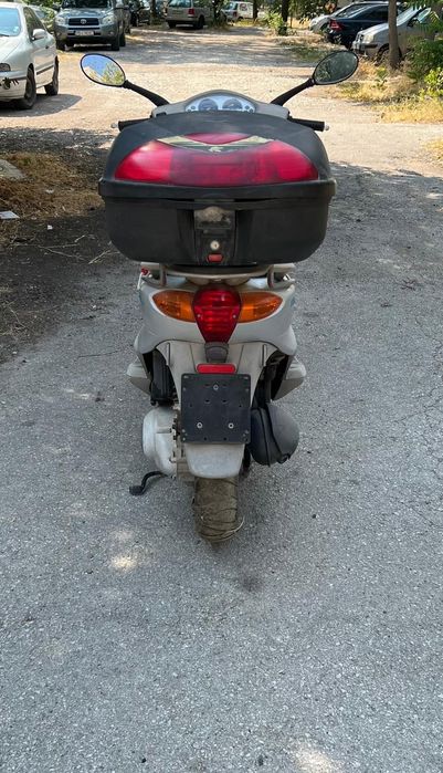 Мотопед Piaggio 125 cc