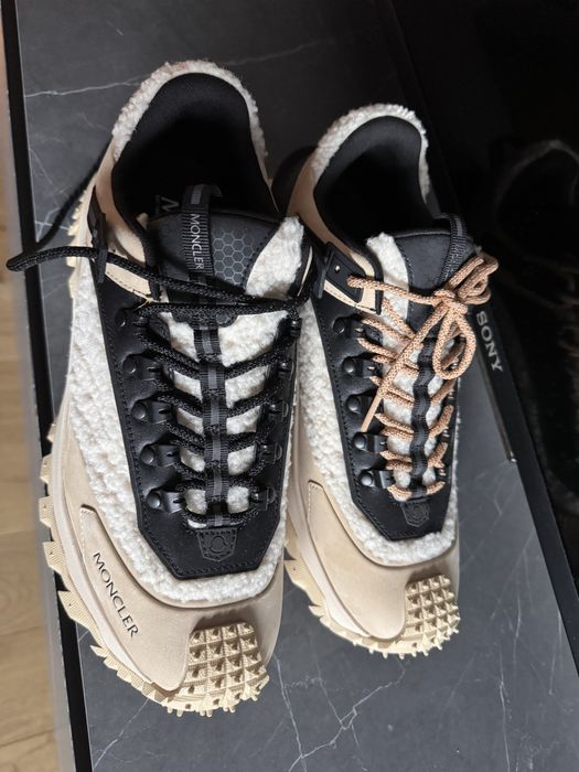 Moncler trailgrip gtx crem negru 43,5 noi