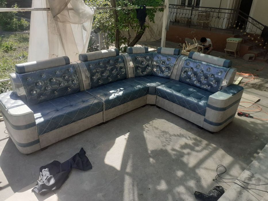 Новая мягкая кухонная мебель