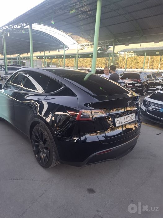 Продается Tesla Y