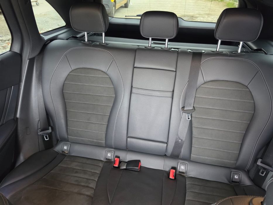 Mercedes glc 220. 4  matic