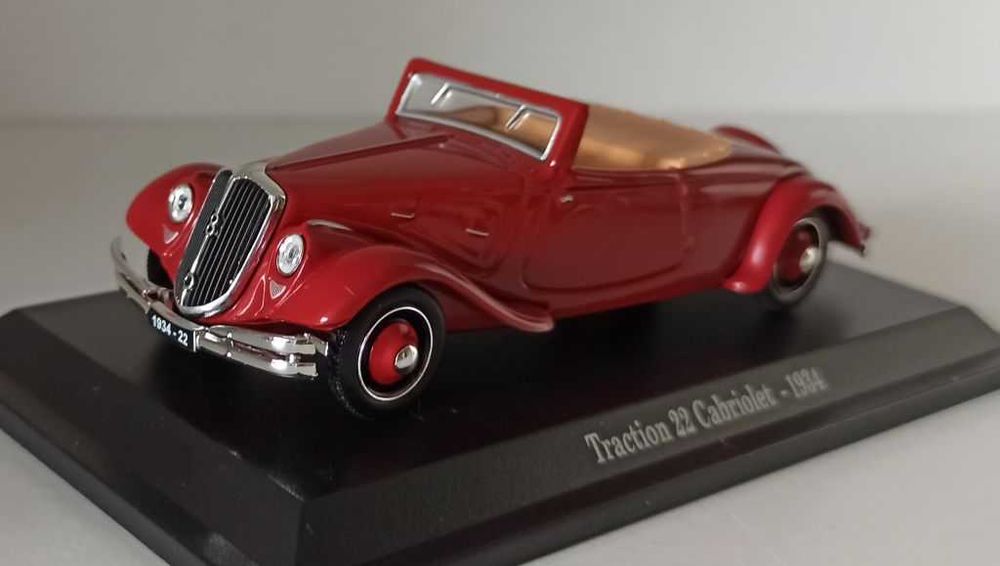 Macheta Citroen Traction 22 Cabriolet 1934 rosu - Atlas 1/43