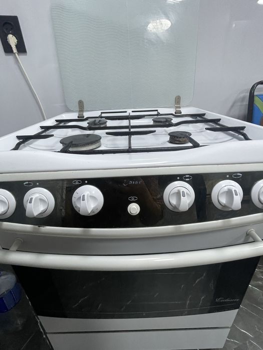 Продам газову плиту