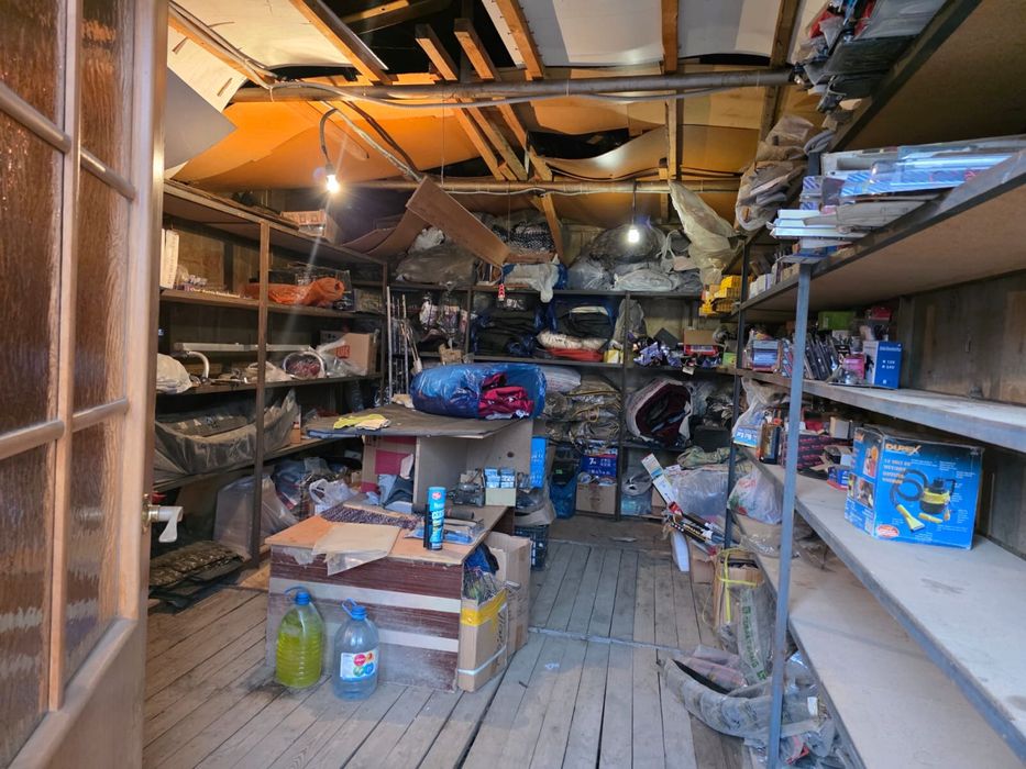 Продам гараж с автоасессуарами