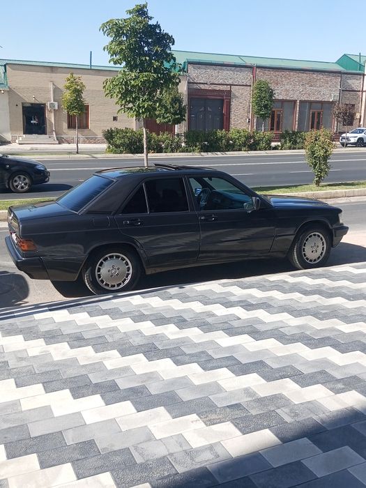 Mercedes w 201 E 190  111  mator.Hech qanaqa xarajati yoʻqq.