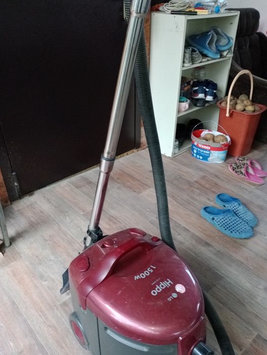 Продам пылесос LG
