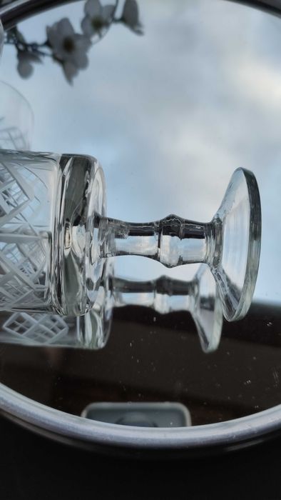 Сервиз от 6 бр.български кристални чаши за аперитив