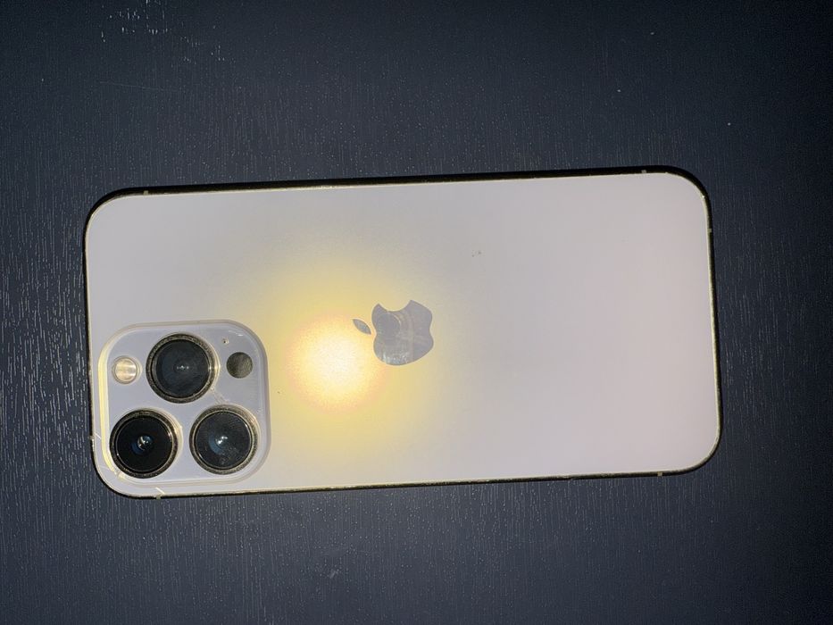 Айфон 13про хорошый