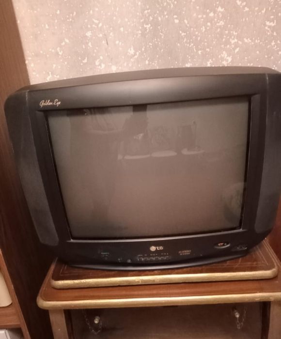 Продам телевизорв