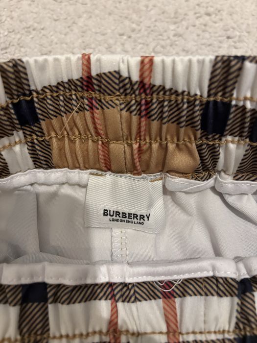 Pantaloni scurti burberry
