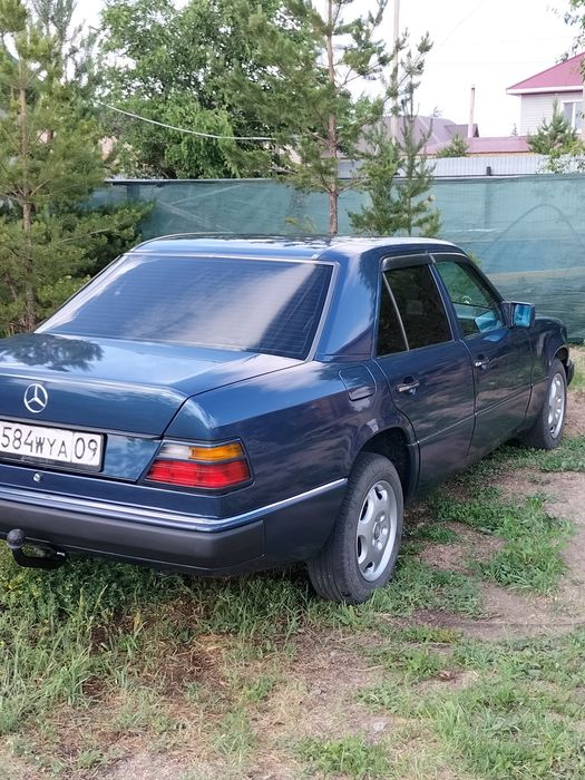 Продам мерседес w124