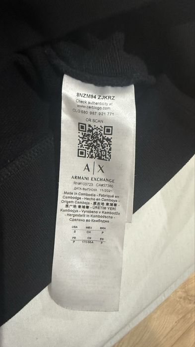 Продам худи armani exchange