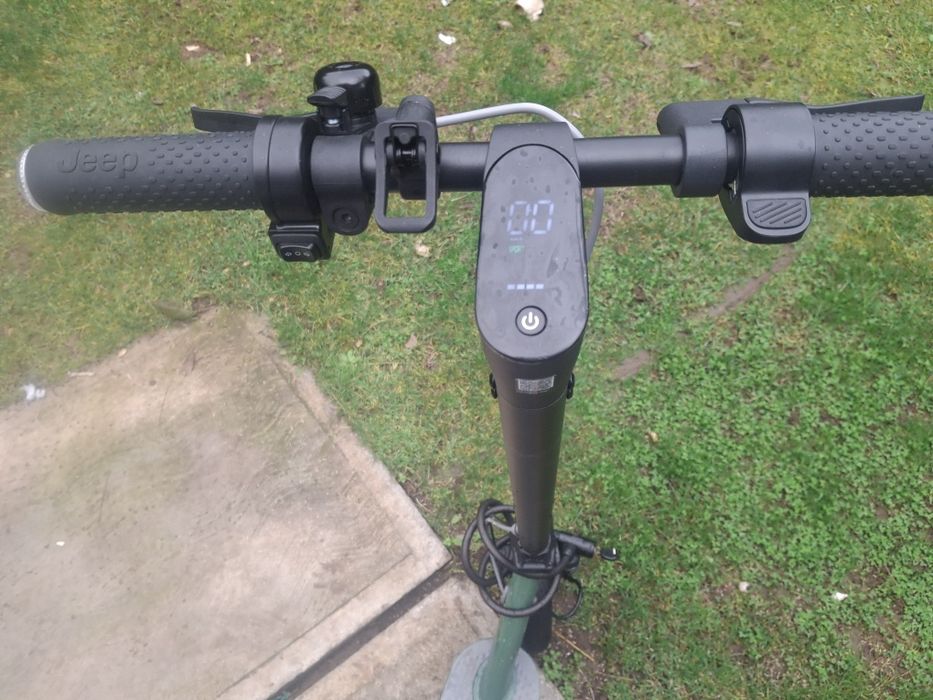 Vand trotineta electrica Jeep