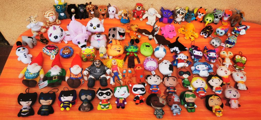jucarii plus kinder, mcdonalds, super eroi Marvel DC, jucarie bebelus