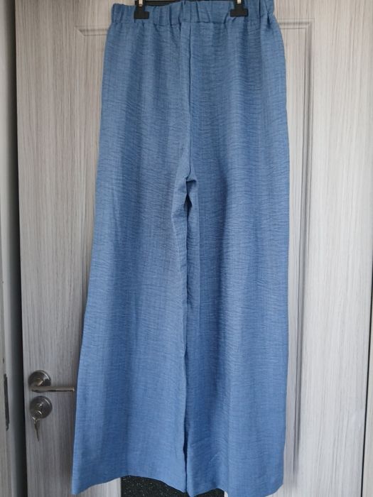 Vand set de dama vesta si pantaloni  M