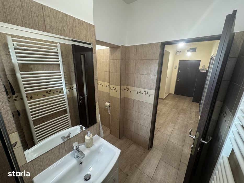Apartament cu 3 camere, 77,7 mp, decomandat , etaj 2 din 4 Avram Iancu