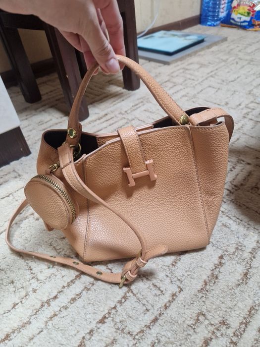 Сумка оранжевая через плечо