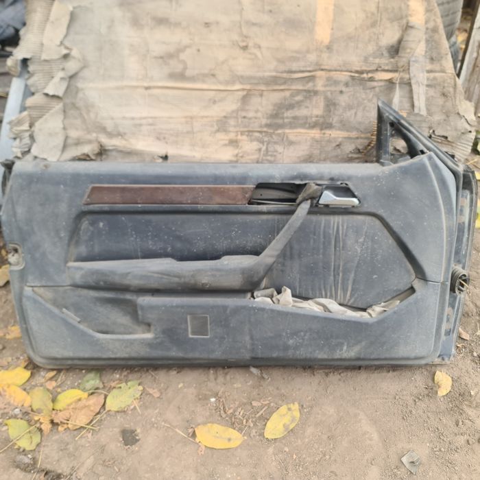 Продам двери на мерседес 124 купэ