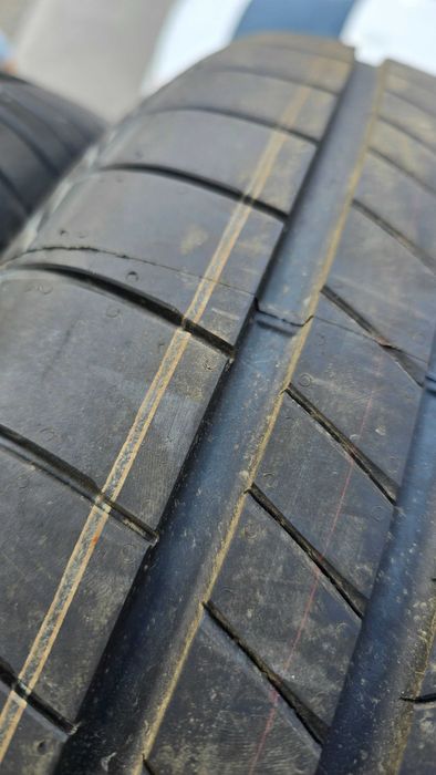 Anvelope Brigestone 255/40r20 vara