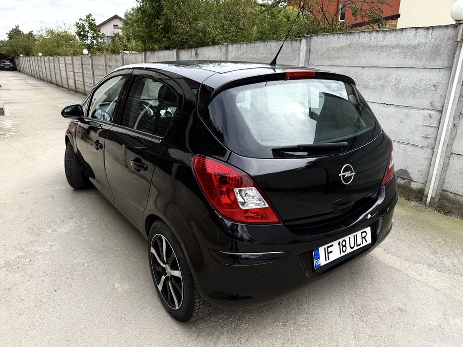 Opel Corsa D 1.2 benzina