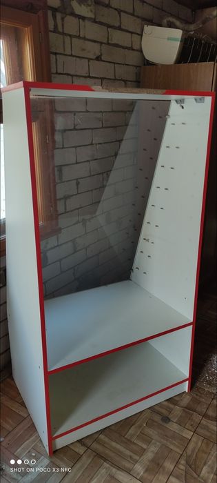 Продам ветрины для магазина