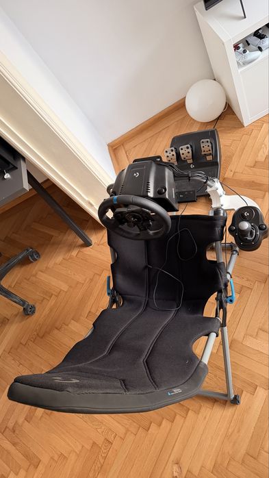 Volan Logitech G923 + Schimbator - garantie ALTEX