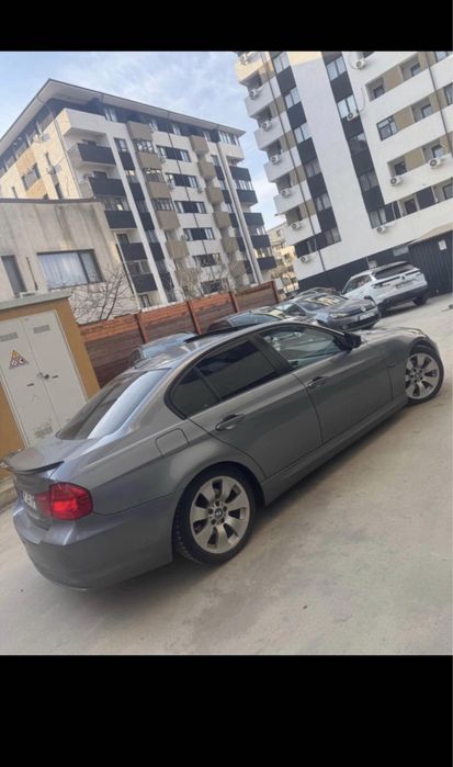 Bmw seria 3 E90 facelift