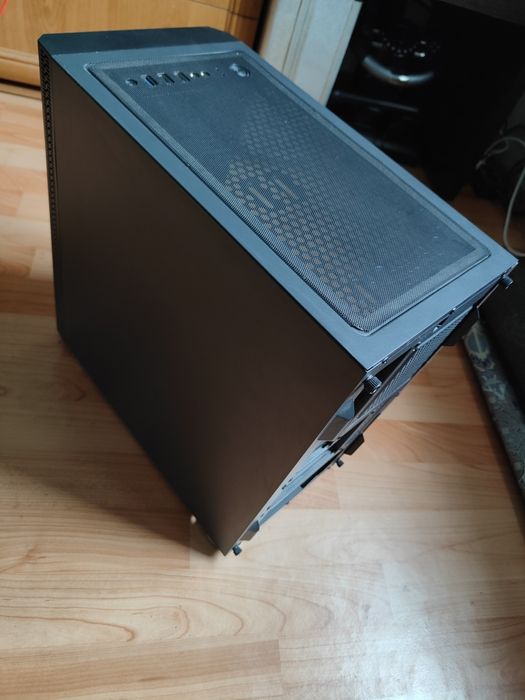 Корпус для пк со стеклянной крышкой