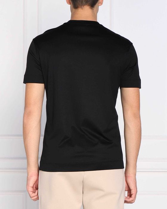 НОВА 100 % оригинална черна памучна тениска EMPORIO ARMANI размер XL