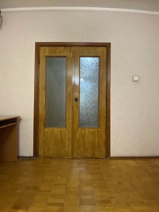 Продаются  двери б/у