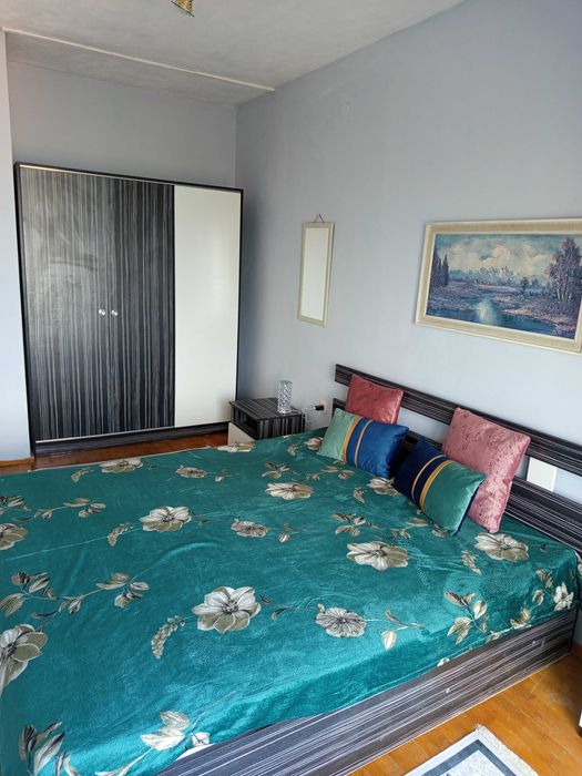 Дава се под наем Двустаен апартамент в Варна, Център - 80 кв.м за 663 € - Снимка #5