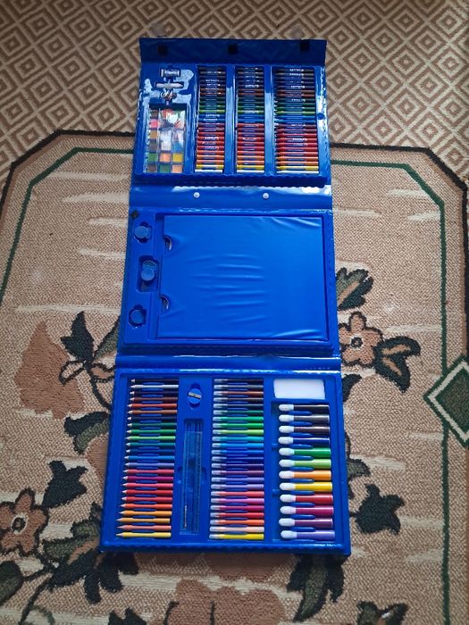 Продам набор для художника