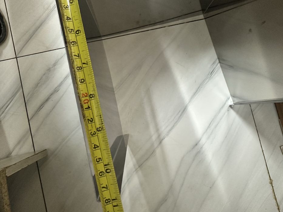 Запчасть от вытяжки