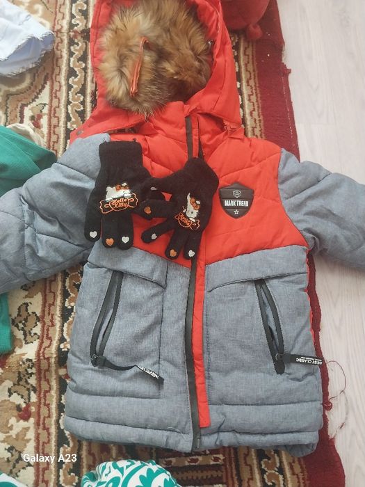 отдам детские женские вещи