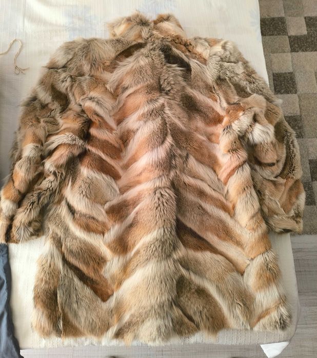 Кожух от естествена кожа лисица