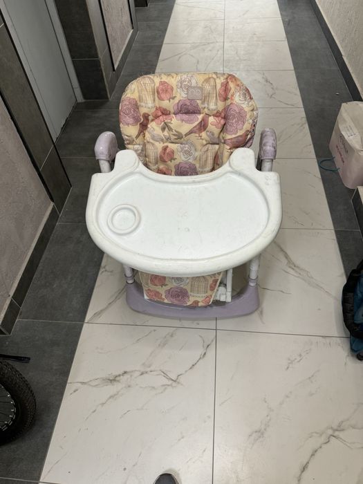 Продам стульчик для кормление